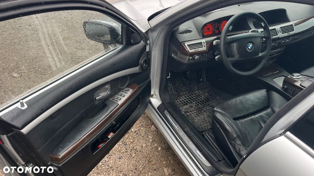 BMW Seria 7 - 21