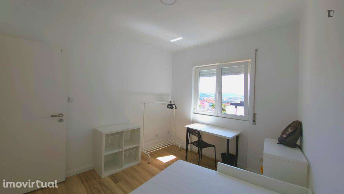 Quarto - localizado em Rio Tinto Porto - Grande imagem: 4/20