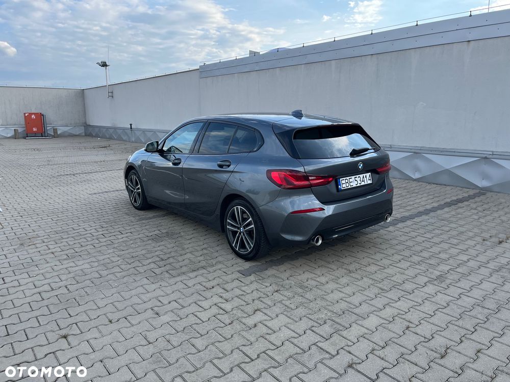 BMW Seria 1 120d xDrive - 5