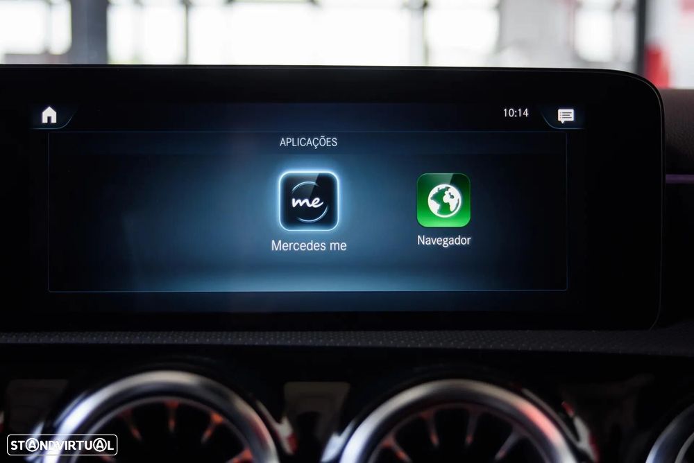 Mercedes-Benz A 180 d AMG Line - 39