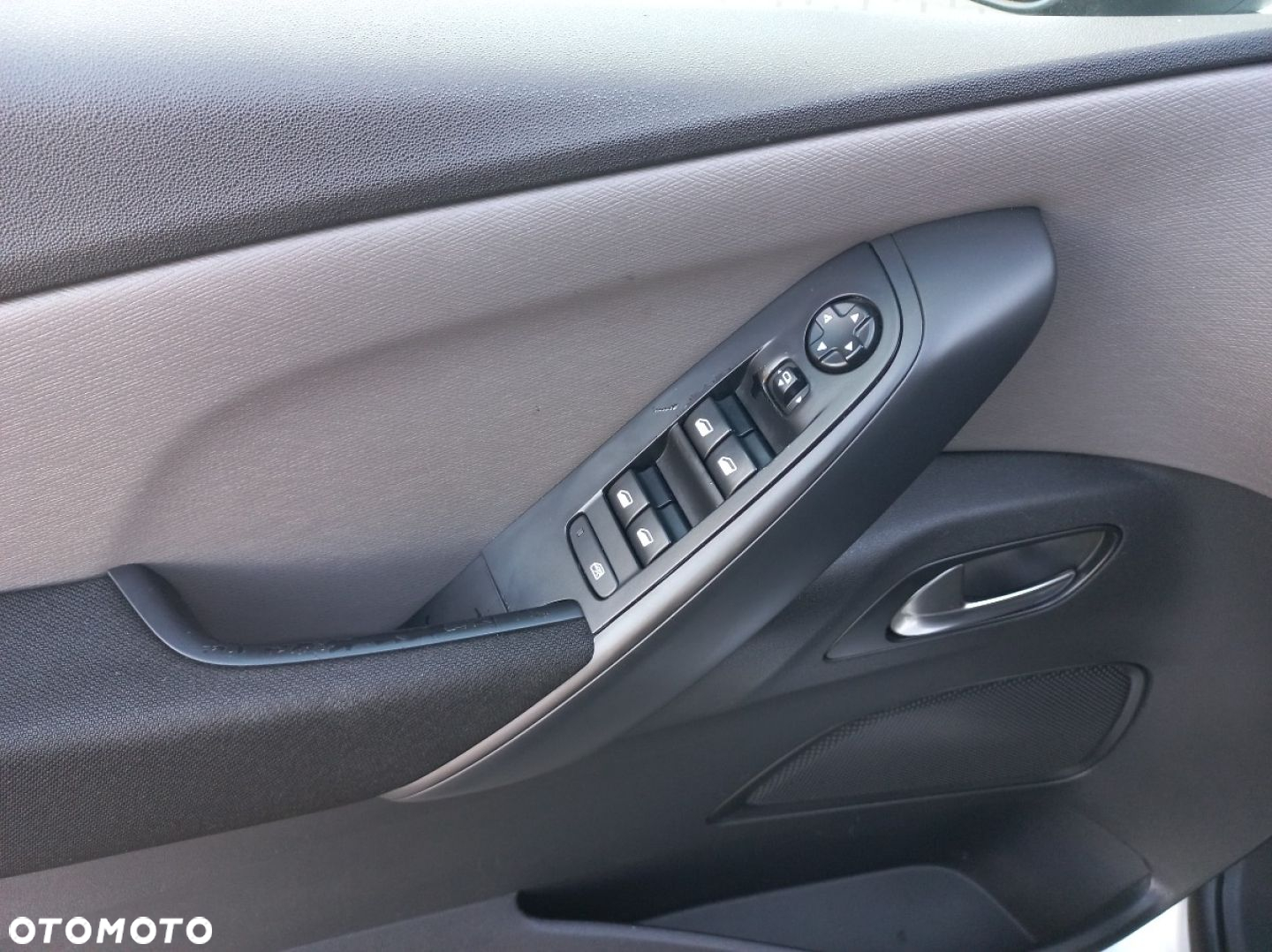 Citroën C4 Picasso - 10