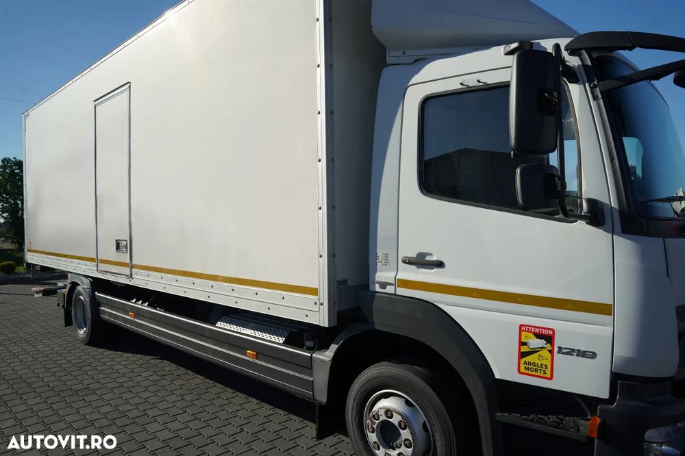 Mercedes-Benz ATEGO 1218 / 4X2 / CONTAINER / DHOLLANDIA LIFT - 1.500 KG / ROLLER - 13