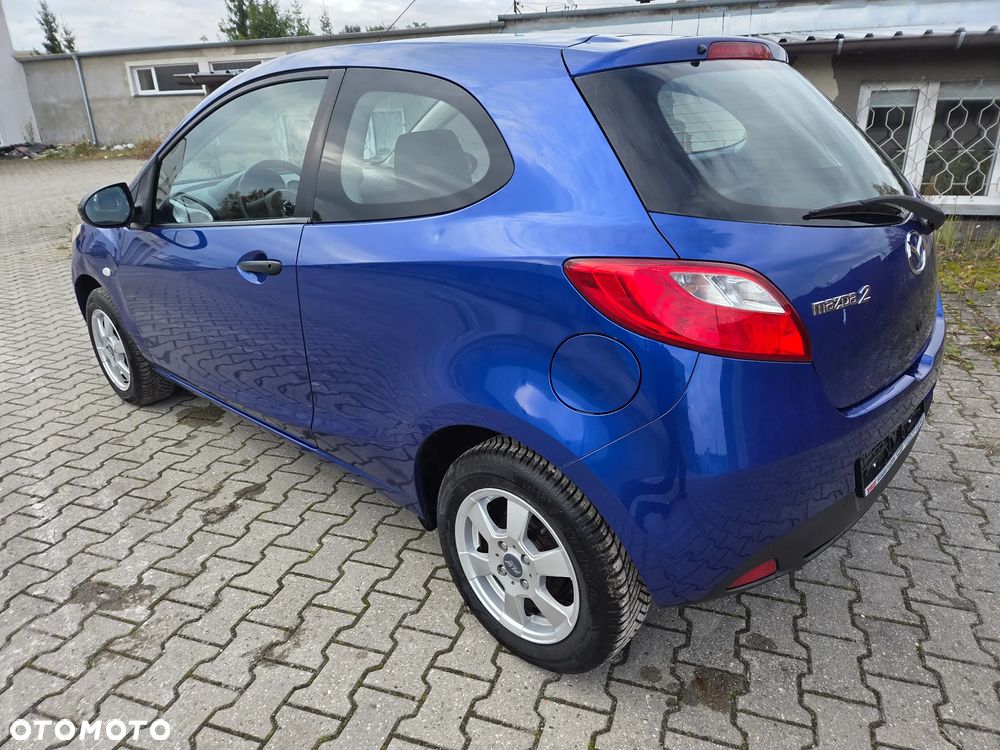 Mazda 2 - 3