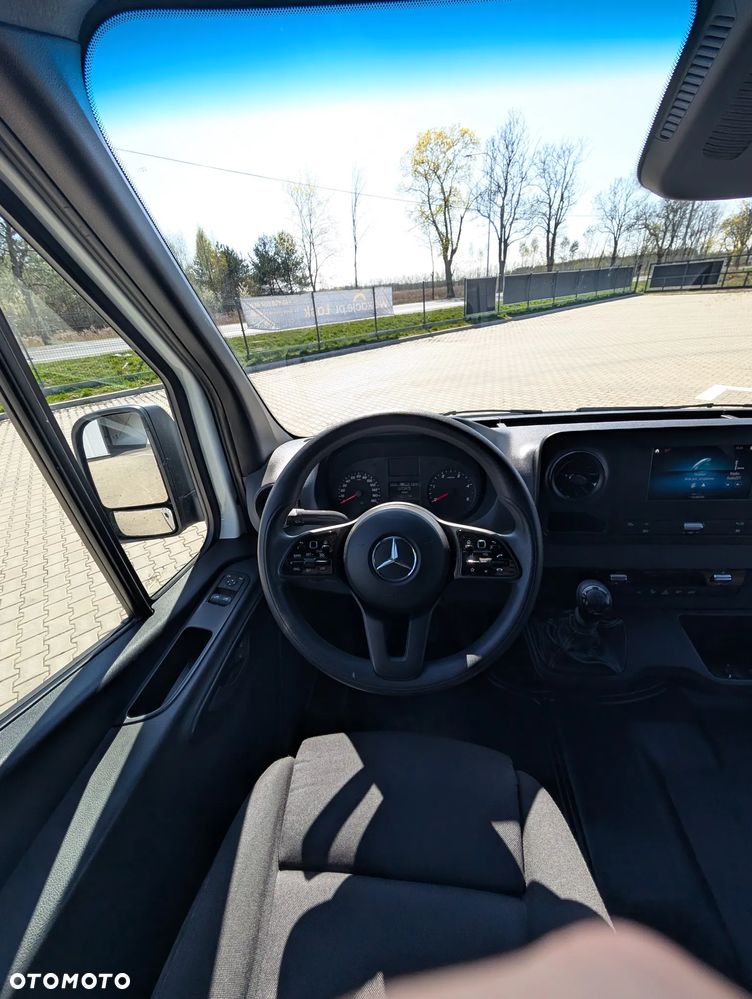 Mercedes-Benz SPRINTER MAX - 22