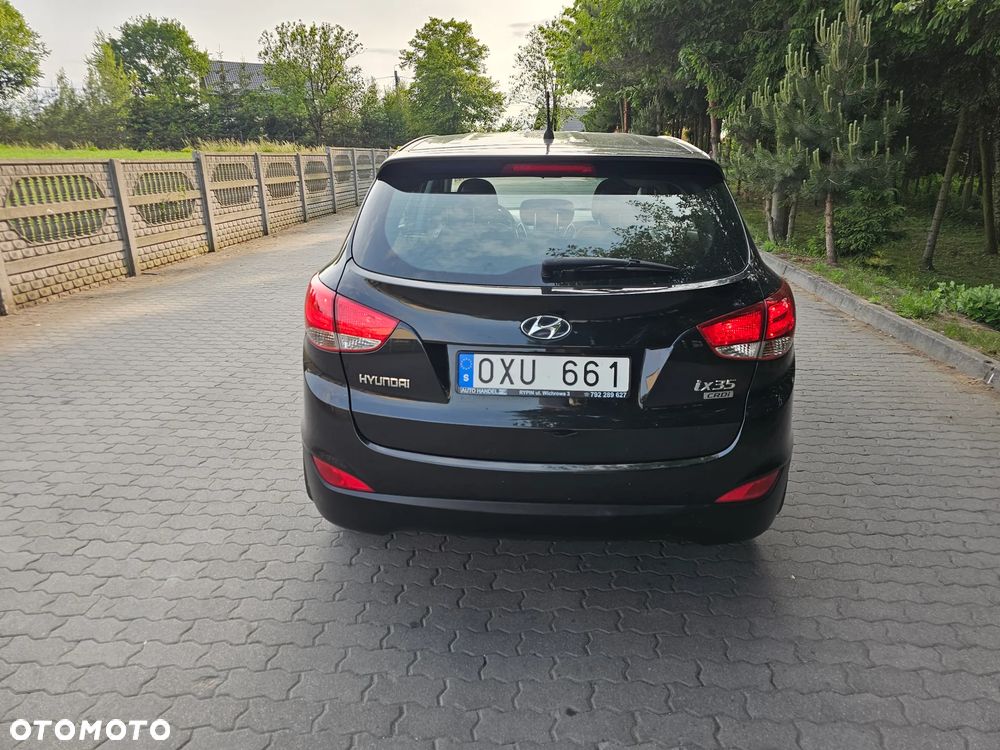 Hyundai ix35 1.7 CRDi 2WD blue Finale Gold - 13