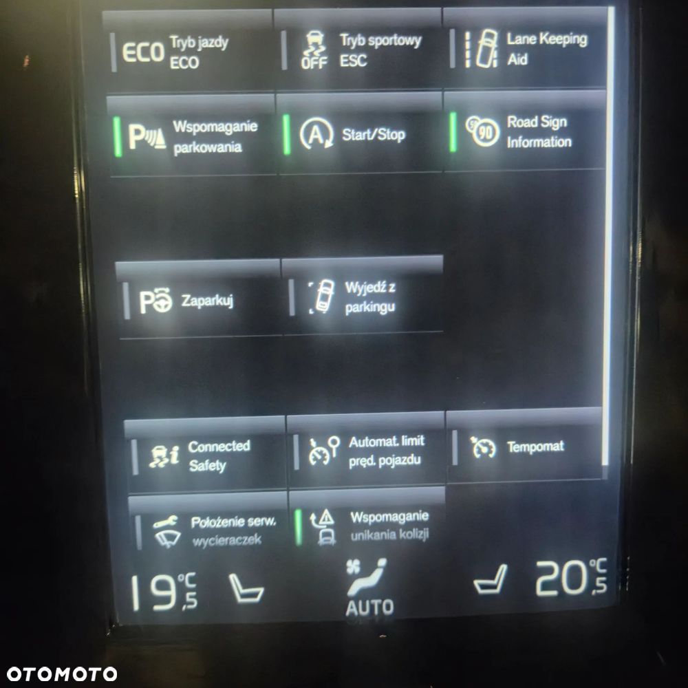 Volvo V90 D3 Momentum - 25