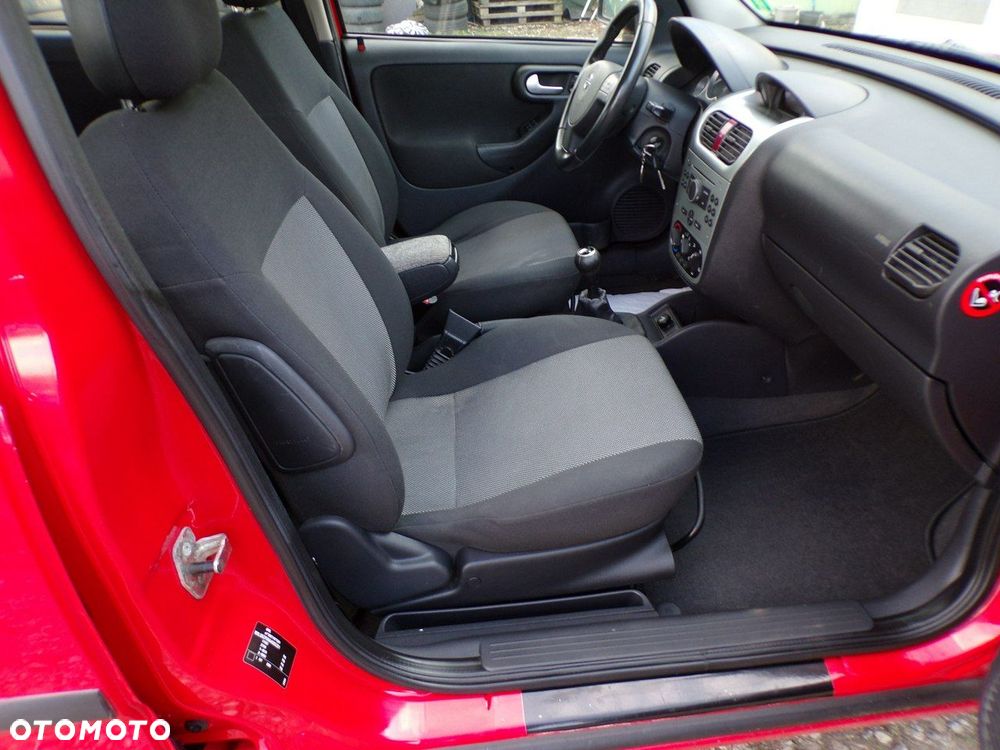 Opel Combo - 25