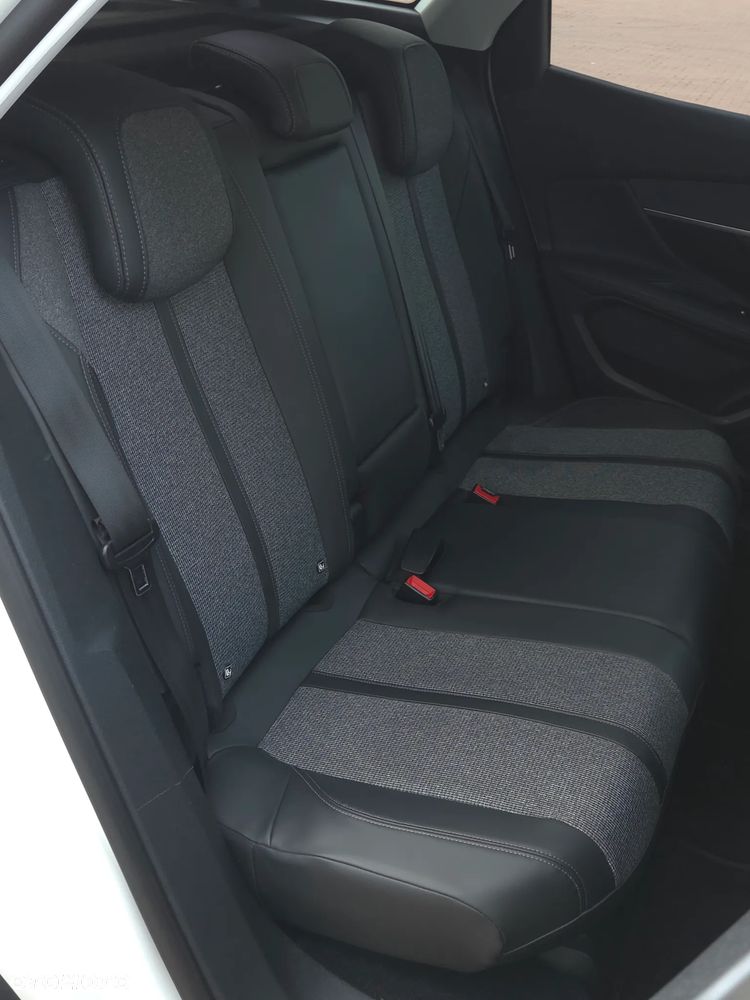 Peugeot 3008 - 20