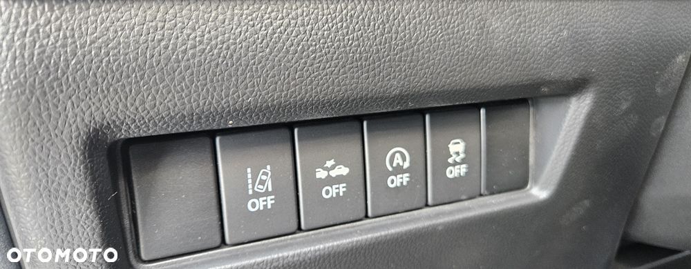 Suzuki Swift 1.2 Premium Plus - 23