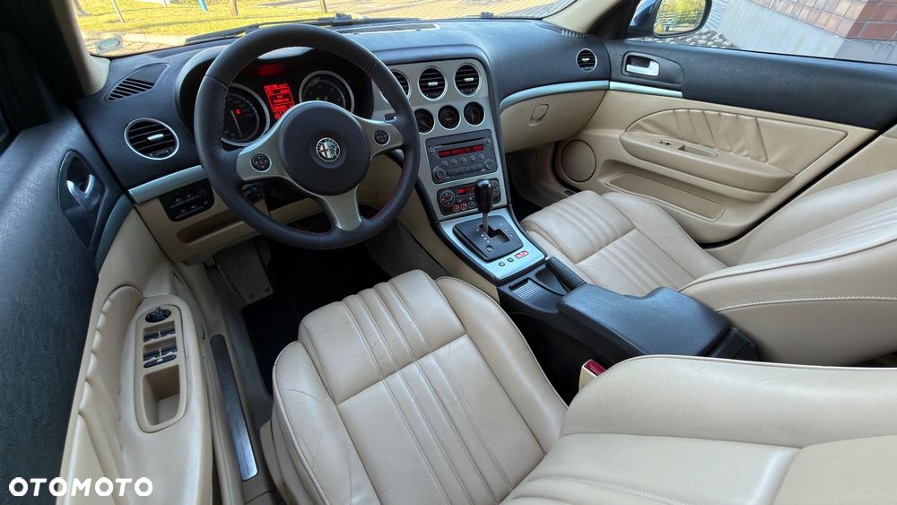 Alfa Romeo 159 2.4 JTDM 20V DPF Q-Tronic Turismo - 7
