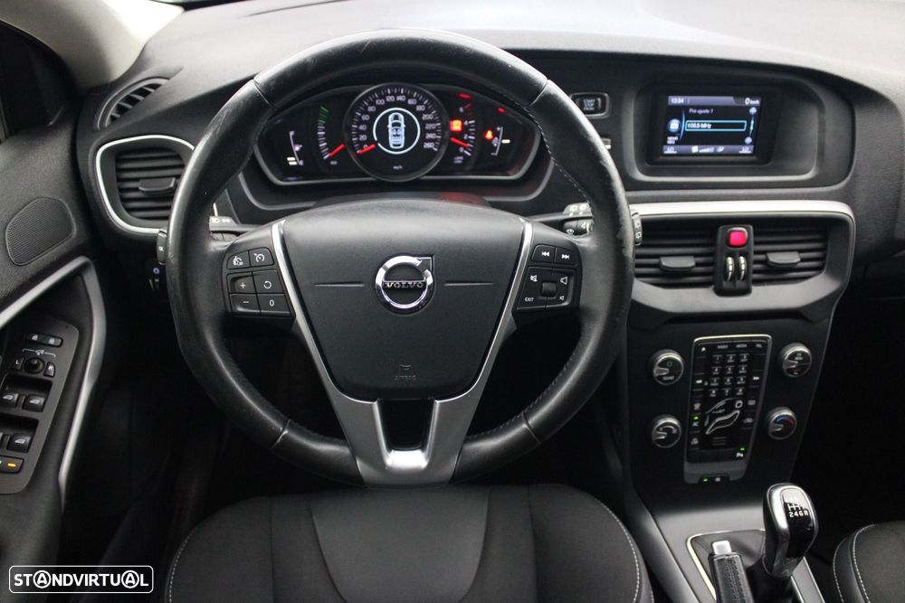 Volvo V40 2.0 D3 Inscription - 10