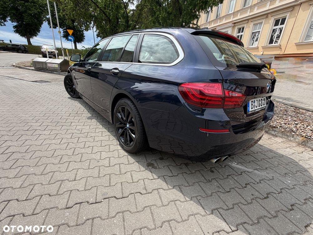 BMW Seria 5 530d xDrive Luxury Line - 4