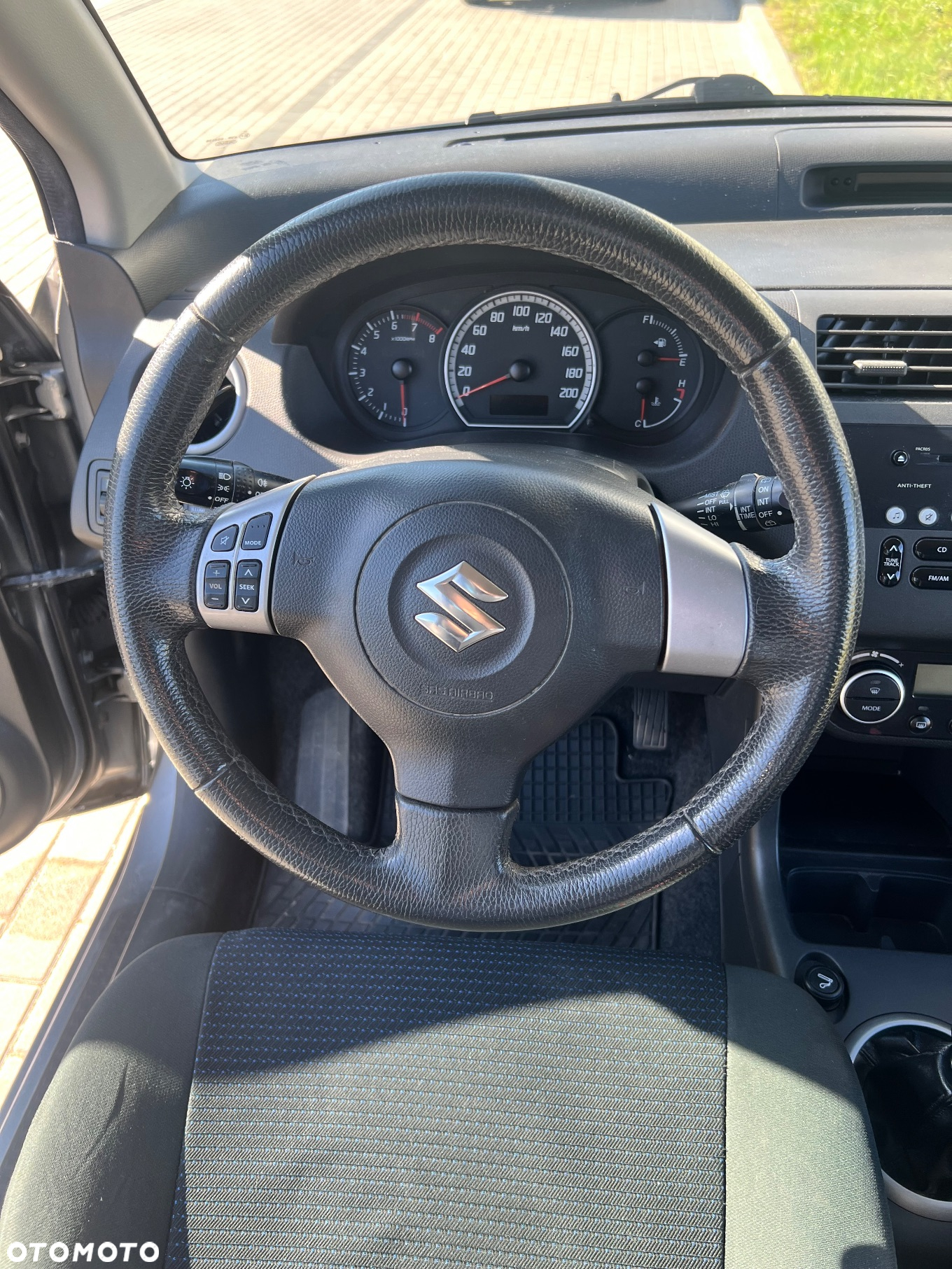 Suzuki Swift 1.3 Sakura - 5