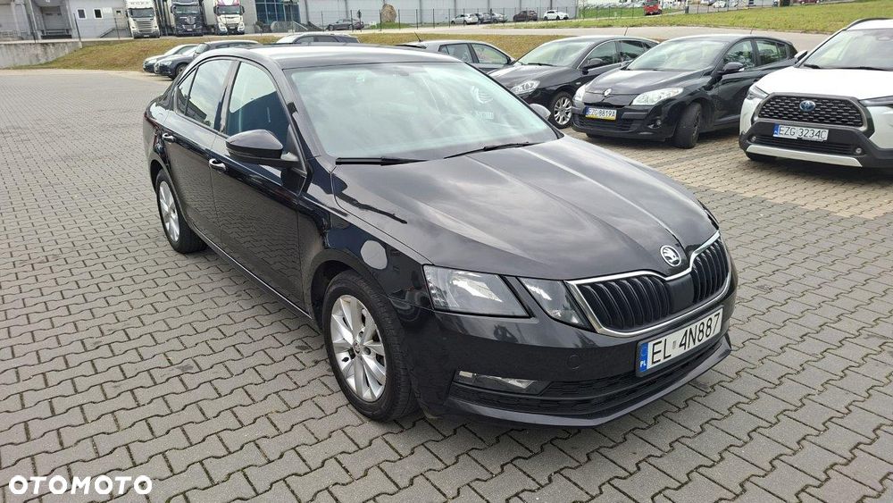 Skoda Octavia - 1