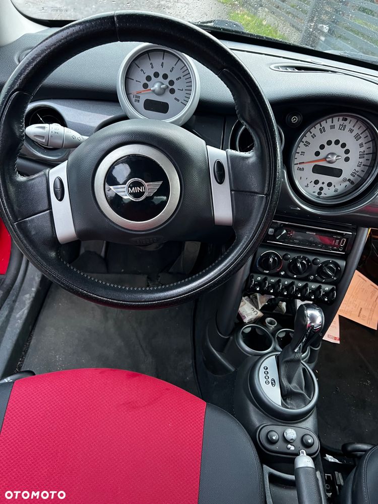 MINI Cooper Standard - 5