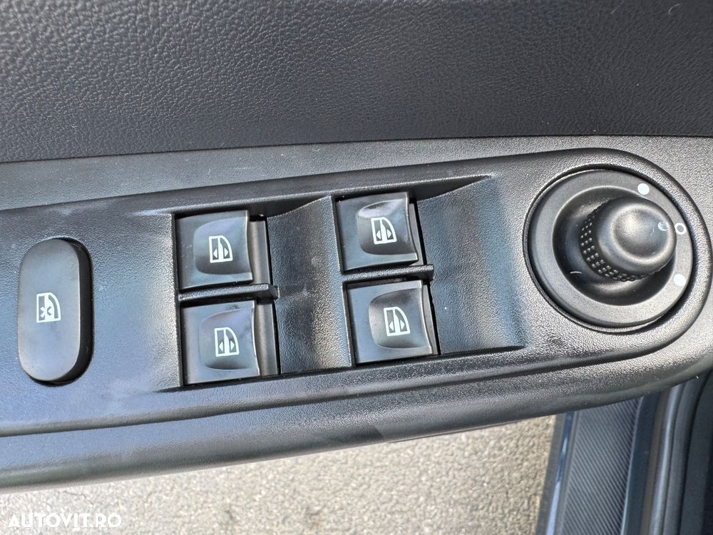 Renault Captur (ENERGY) TCe 90 INTENS - 8