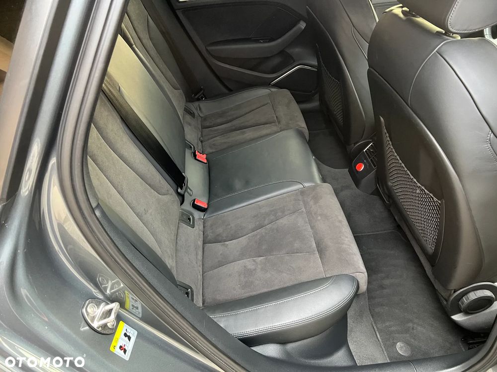 Audi A3 Sportback 2.0 TDI (clean diesel) S tronic S line Sportpaket - 12