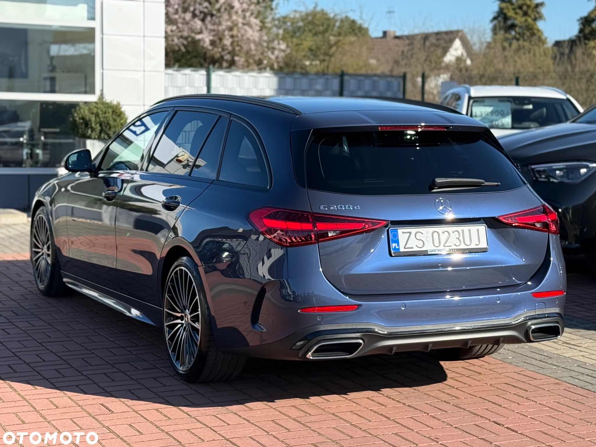 Mercedes-Benz Klasa C 200 d T 9G-TRONIC AMG Line Advanced - 4