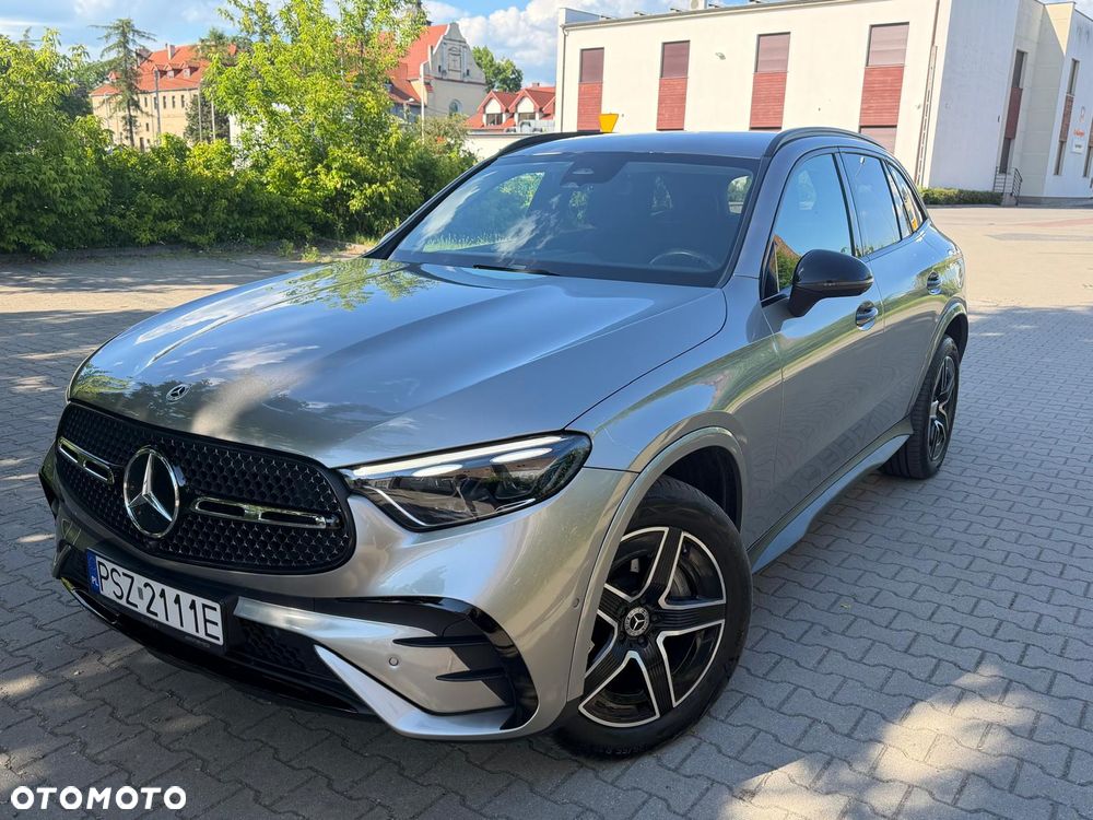 Mercedes-Benz GLC 300 de 4-Matic AMG Line - 4