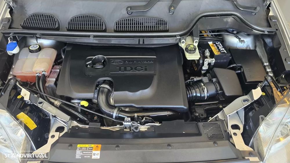 Ford Focus C-Max 1.6 TDCi Ghia - 21