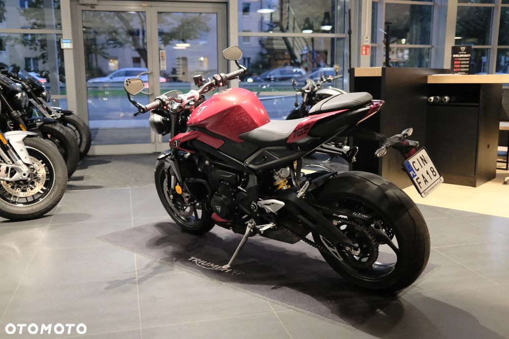 Triumph Street Triple - 5