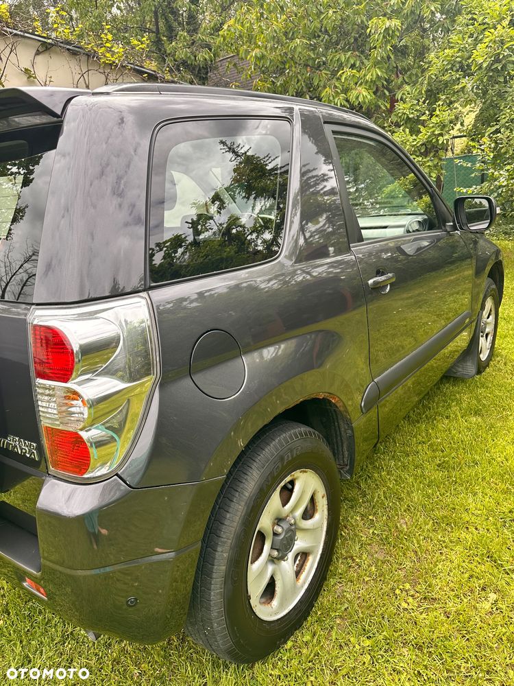 Suzuki Grand Vitara 1.6 - 7