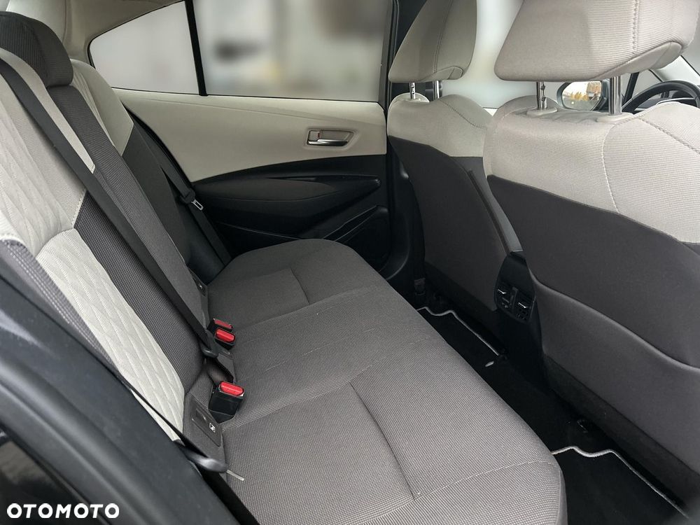 Toyota Corolla 1.8 Hybrid Comfort - 10