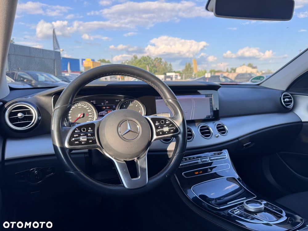 Mercedes-Benz Klasa E 220 d 9G-TRONIC Avantgarde - 12