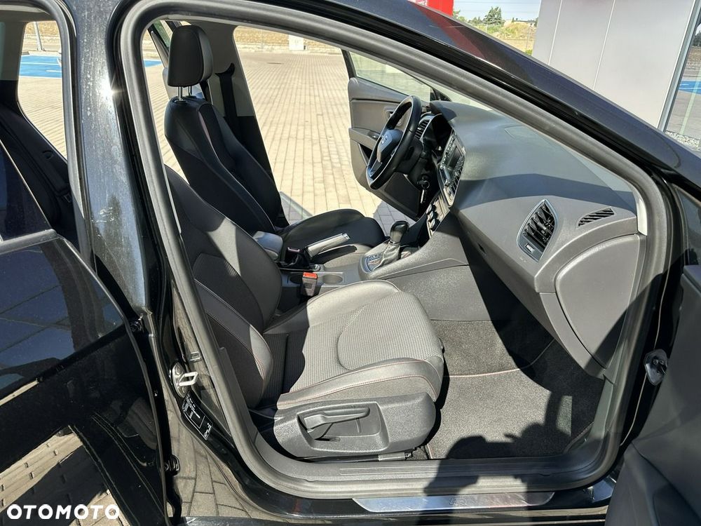 Seat Leon Sportstourer 2.0 TDI FR S&S DSG - 15