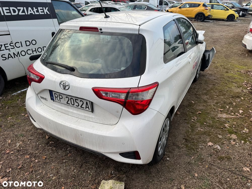 Toyota Yaris - 3