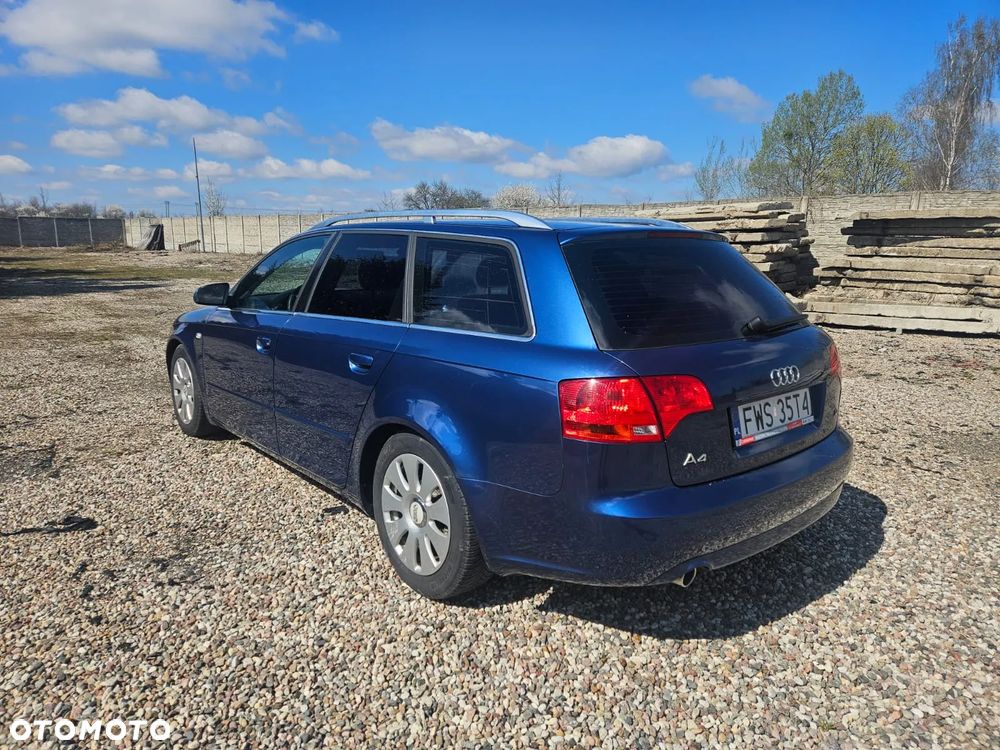 Audi A4 Avant - 8