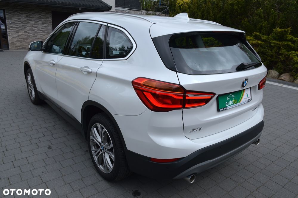 BMW X1 sDrive18d Business Edition - 4