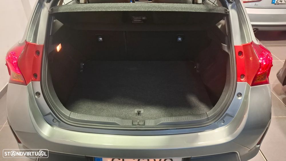 Toyota Auris - 9