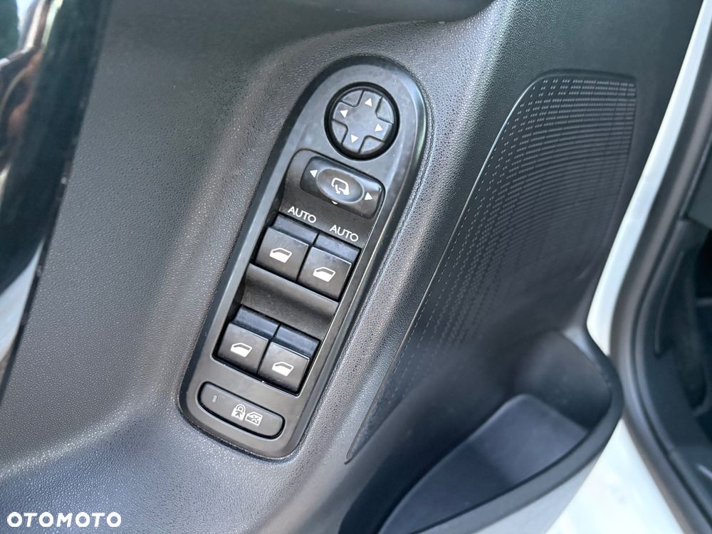 Citroën C3 Pure Tech (VTi) 68 Attraction - 19