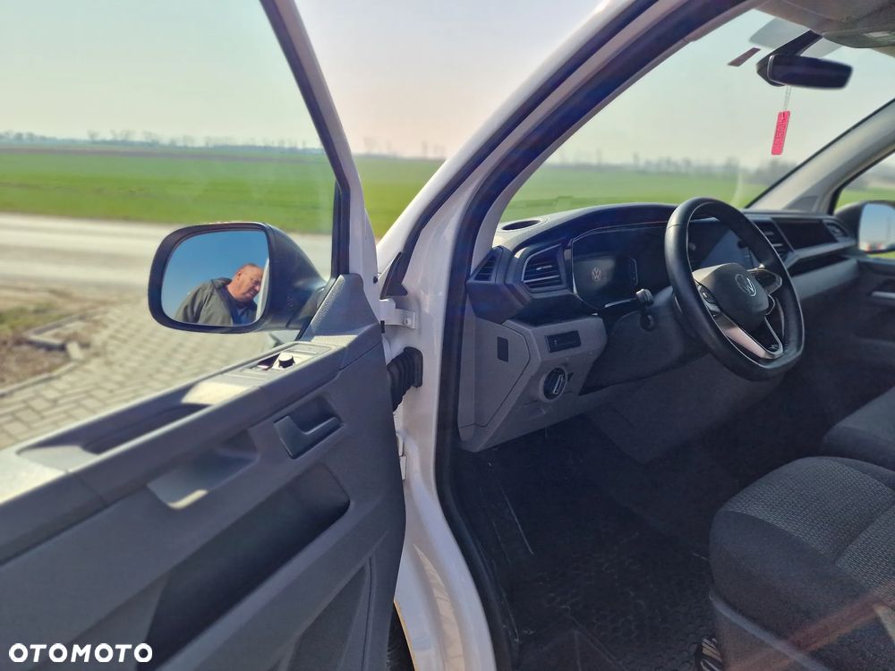 Volkswagen Caravelle 2.0 TDI L2 Highline 4Motion DSG - 13