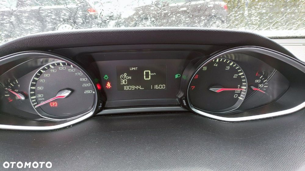 Peugeot 308 - 20