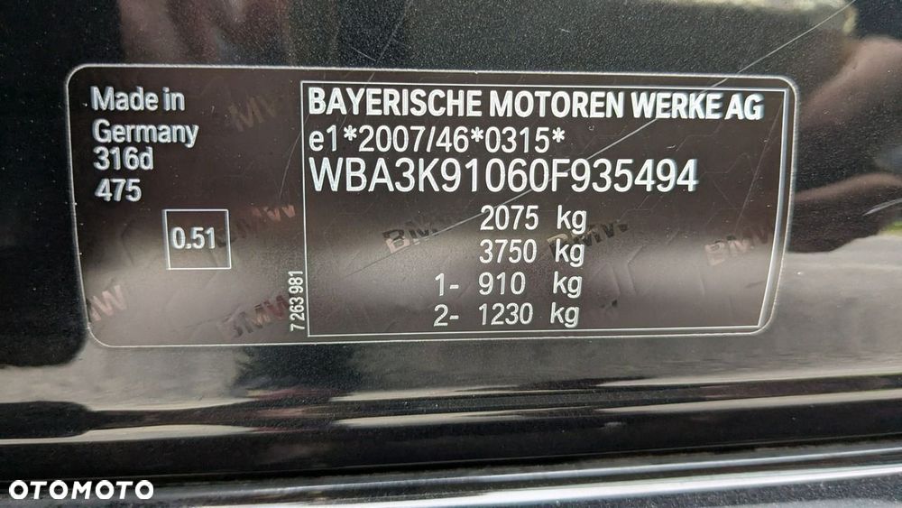 BMW Seria 3 - 25