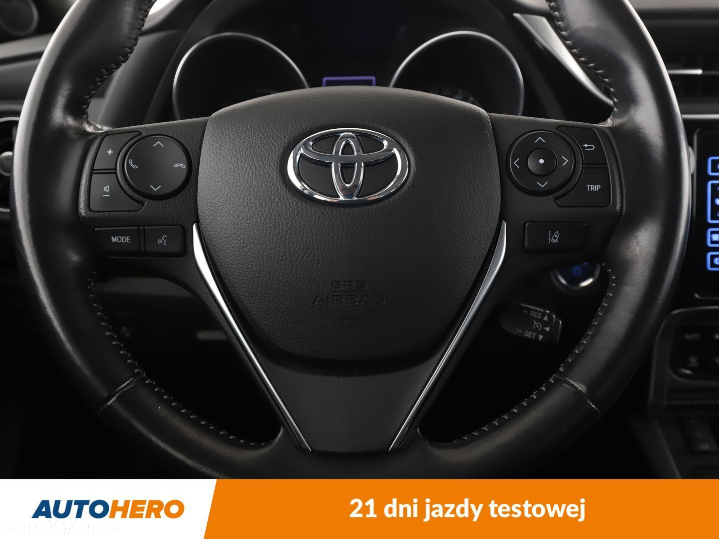 Toyota Auris - 18