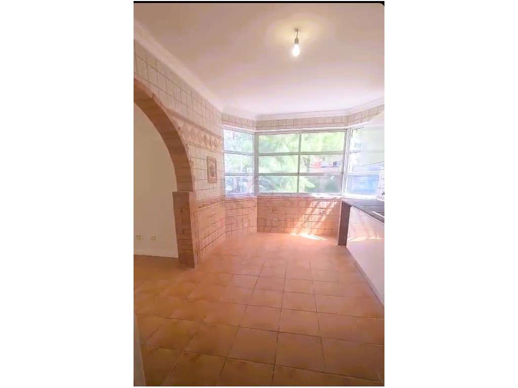 Apartamento 2+1 em Sintra - Grande imagem: 3/14