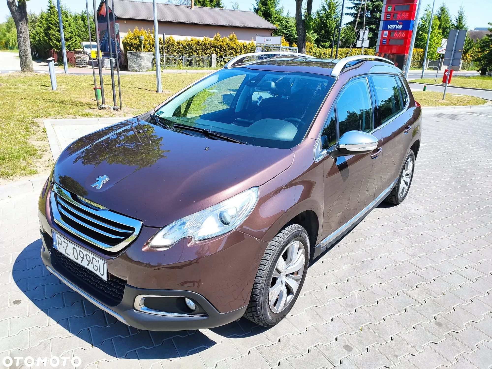 Peugeot 2008 1.6 e-HDi Allure S&S - 1