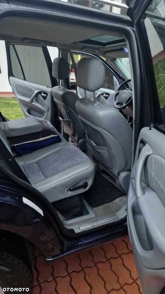 Mercedes-Benz ML - 10