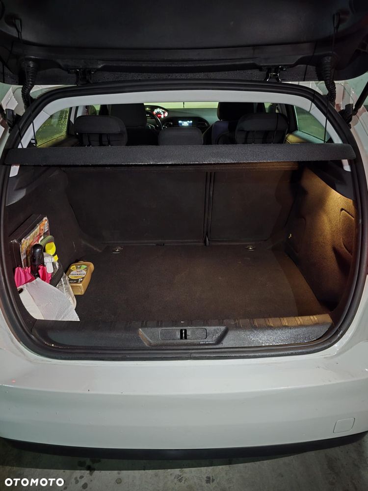 Peugeot 308 1.2 PureTech Access S&S - 11