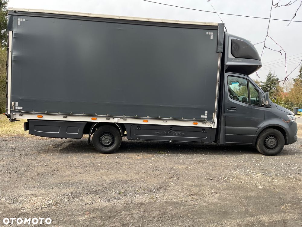 Mercedes-Benz SPRINTER - 8