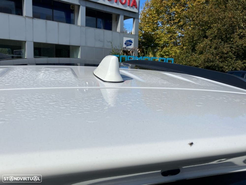 Toyota Corolla Cross 1.8 Hybrid Exclusive - 25