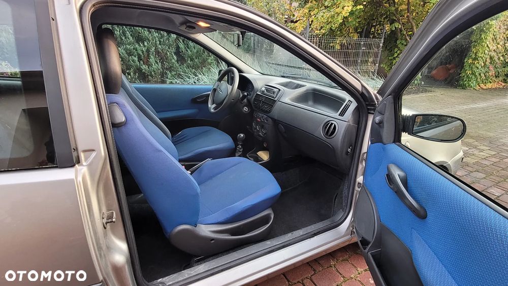 Fiat Punto 1.2 8V ELX - 6