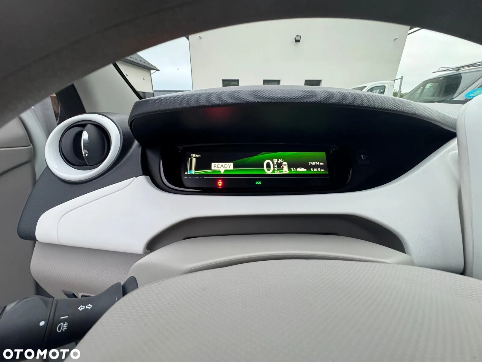 Renault Zoe - 8