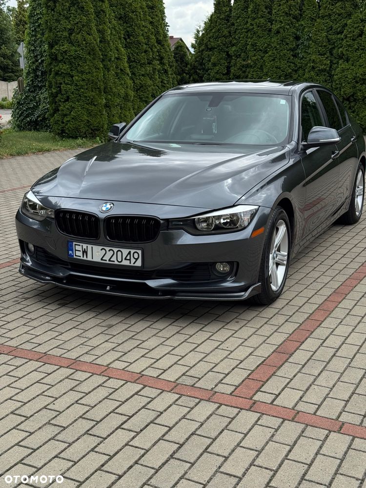 BMW Seria 3 328i - 2