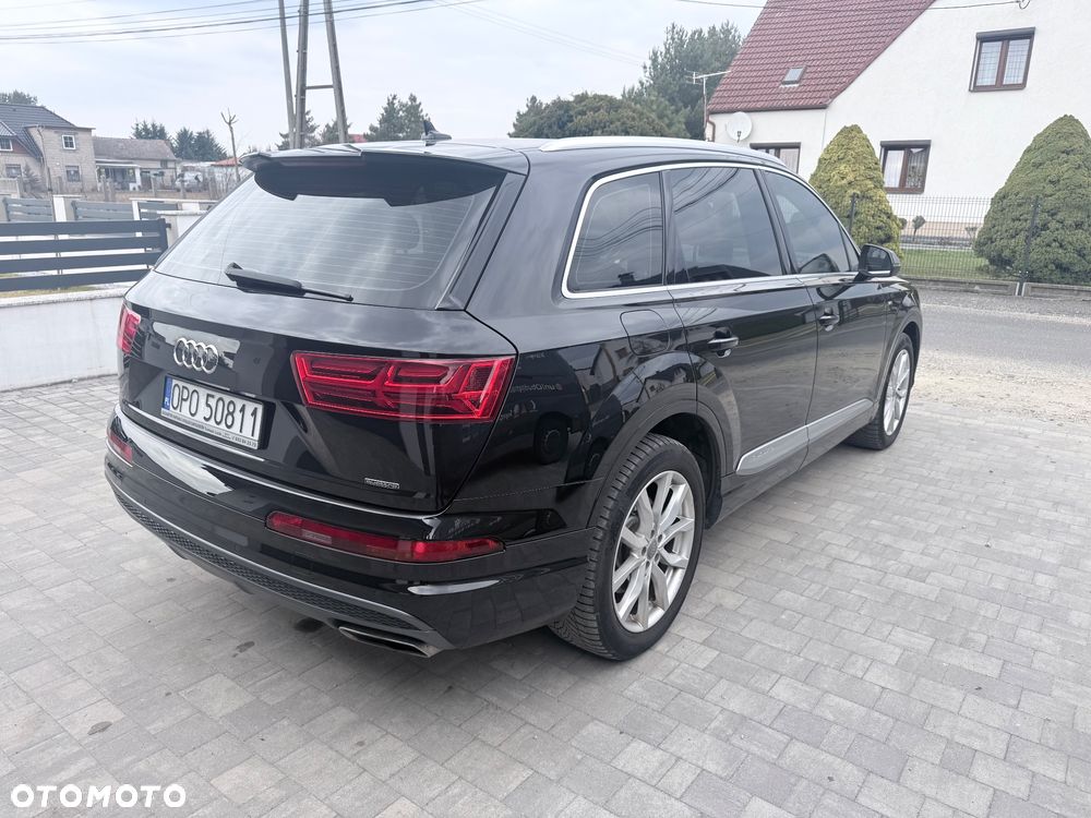 Audi Q7 - 4