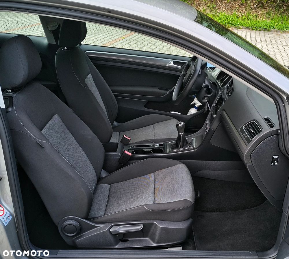 Volkswagen Golf - 7