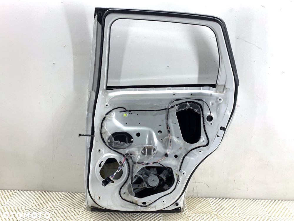 DRZWI PRAWY TYŁ  MITSUBISHI ASX (GA_W_) 2009 - 2022 1.6 MIVEC 86 kW [117 KM] benzyna 2010 - 2022 - 6